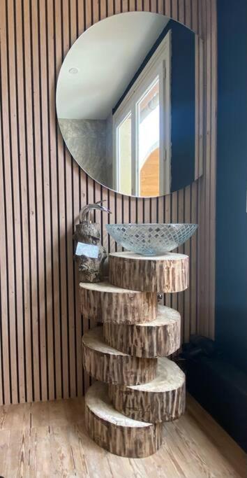 וויסטרהאם Spa Privatif Face Mer Riva Romantic & Spa מראה חיצוני תמונה